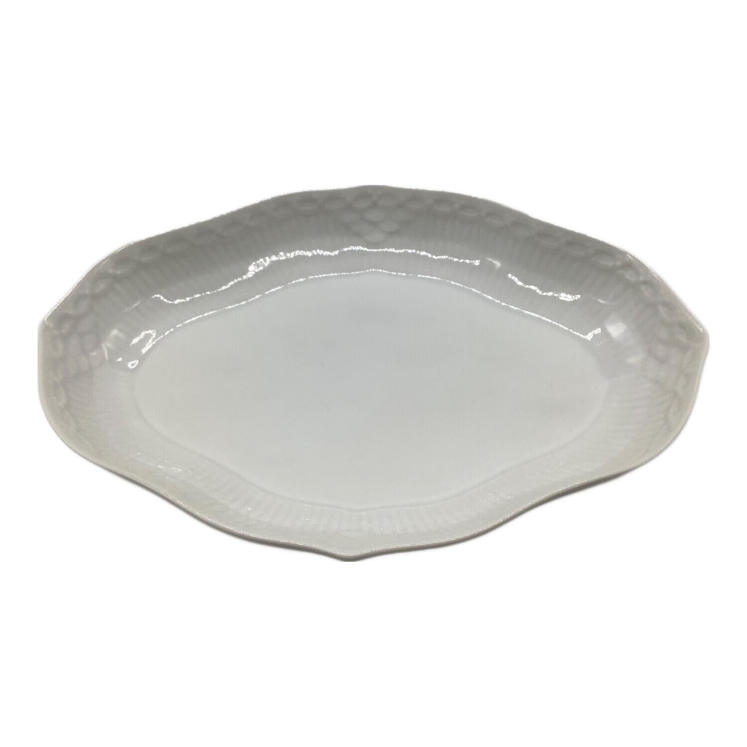 【未使用】ロイヤルコペンハーゲン　 ホワイトハーフレース ピックルディッシュ Amazon.co.jp: 【正規輸入品】ロイヤルコペンハーゲン ホワイト