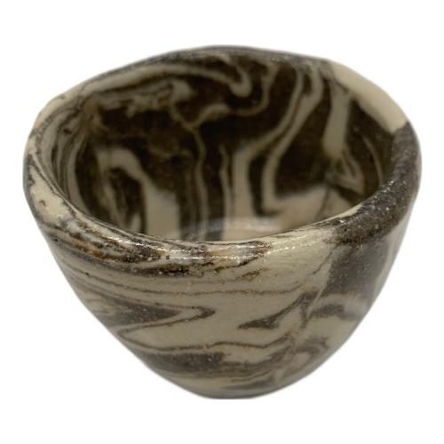 唐津焼（カラツヤキ） ぐい呑 練込 中里隆