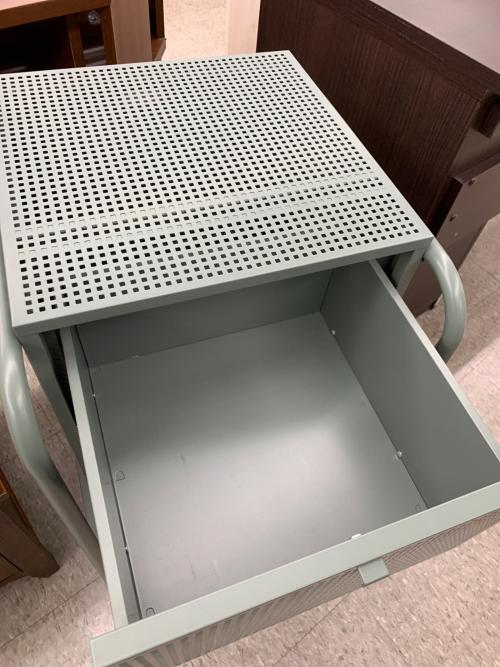 IKEA (イケア) 【廃盤品】ニッケビー チェスト グリーン