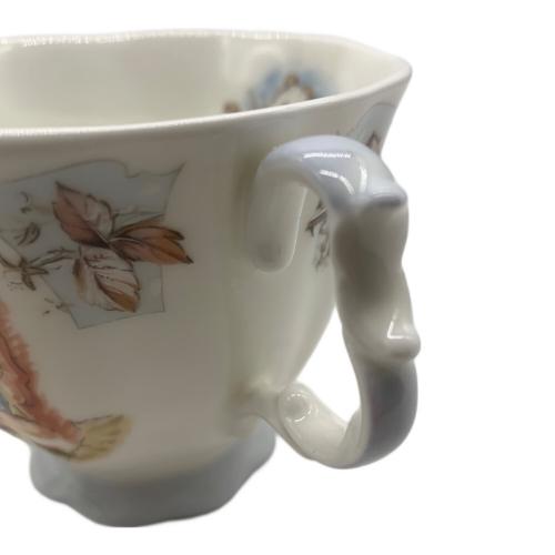 ROYAL DOULTON (ロイヤルドルトン) カップ&ソーサー ブランブリーヘッジ