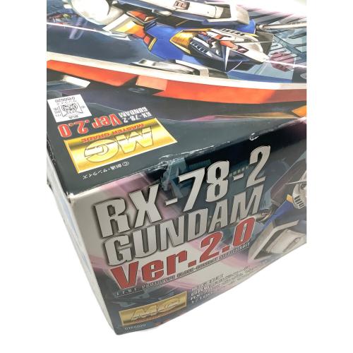BANDAI (バンダイ) ガンプラ MG 1/100 RX-78-2 GUNDAM Ver.2.0