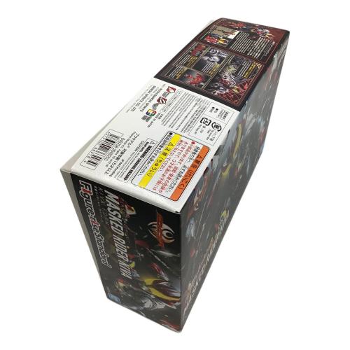 BANDAI (バンダイ) プラモデル アニメキャラクター 仮面ライダーキバ キバフォーム