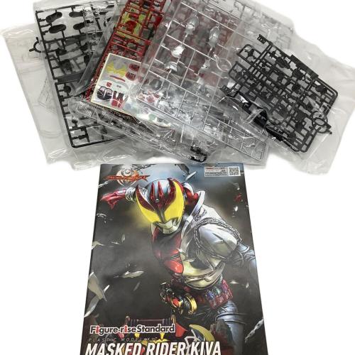 BANDAI (バンダイ) プラモデル アニメキャラクター 仮面ライダーキバ キバフォーム