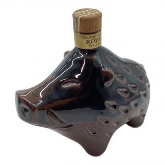 サントリー ローヤル ウィスキー 600ml 未開封 陶器干支ボトル 亥（イノシシ）