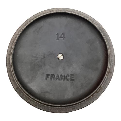 LE CREUSET (ルクルーゼ) 両手鍋 フランス製 14cm* マットブラック シグニチャーココット・ロンド