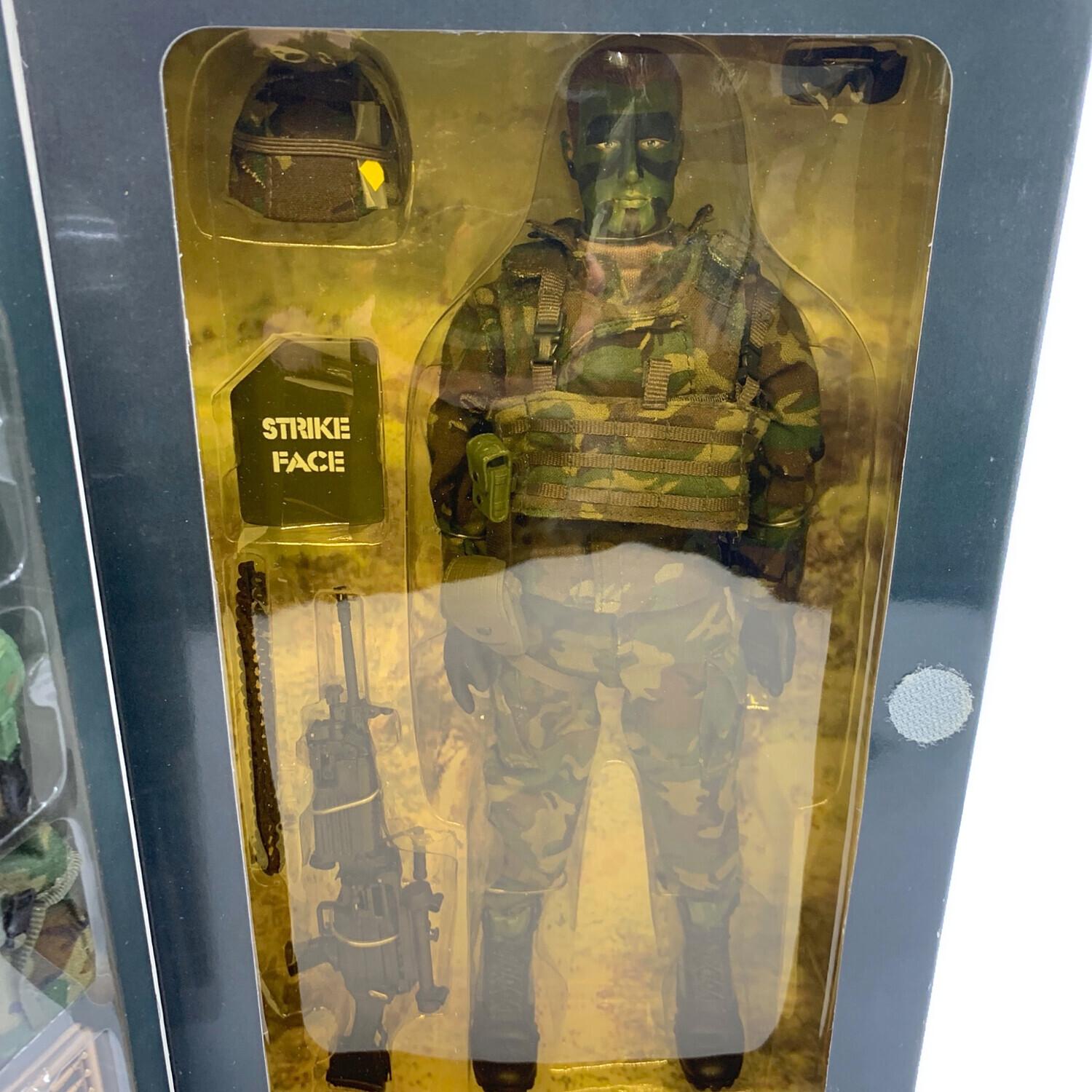 LRRPs Bulldozer ミリタリーフィギュア BlueBoxToys 1/6エリートフォース COBRA フィギュア ブリスターヤケ有