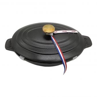 Staub (ストウブ) オーバルホットプレート23cm ブラック