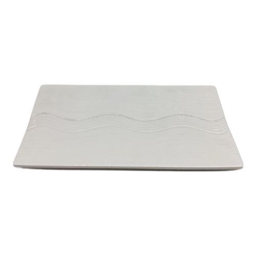 Wedgwood (ウェッジウッド) スクエアプレートセット エスリアル