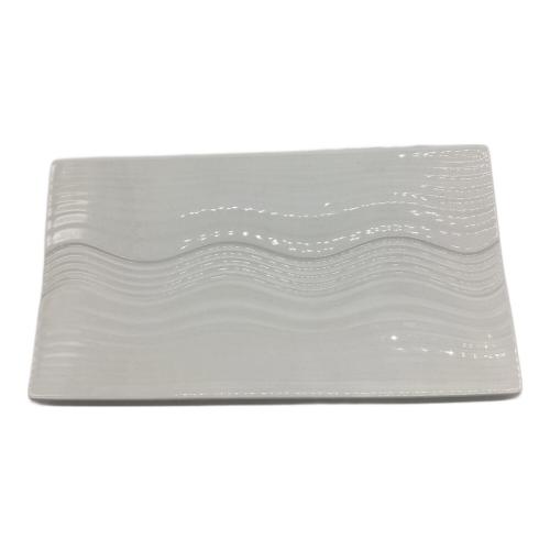 Wedgwood (ウェッジウッド) スクエアプレートセット エスリアル