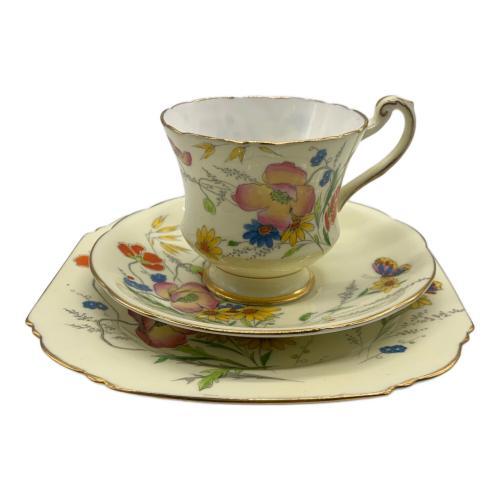 Paragon (パラゴン) カップ&ソーサー＆プレートセット アイボリー 花柄 イングランド製