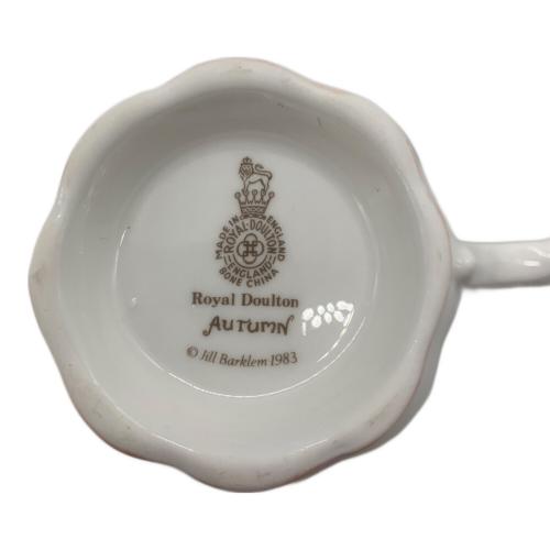 ROYAL DOULTON (ロイヤルドルトン) カップ&ソーサー ブランブリーヘッジ