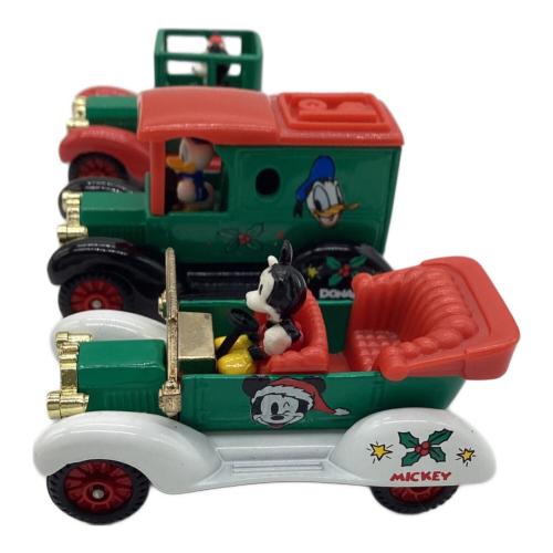 TOMY (トミー) キャラトミカ ディズニーキャラクターコレクション クリスマス トミカ