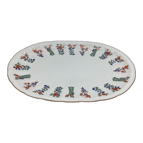 有田焼 (アリタヤキ) オーバルプレート マイセン写し色絵草花文