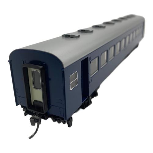 TOMIX  国鉄客車 ナハ10(11)形 (青色)  HO-563