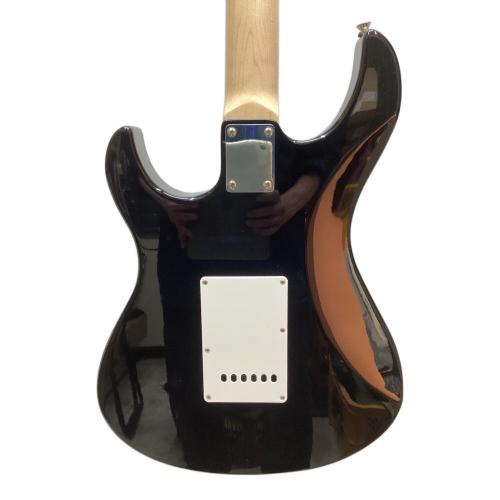 YAMAHA (ヤマハ) PACIFICA  エレキギター PAC012
