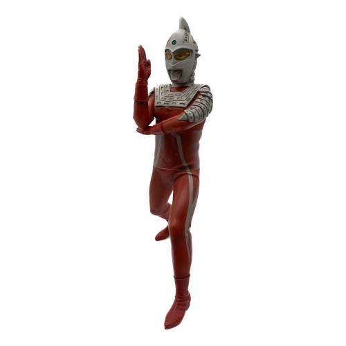 ウルトラマンセブン ソフビ 1/6特撮シリーズ
