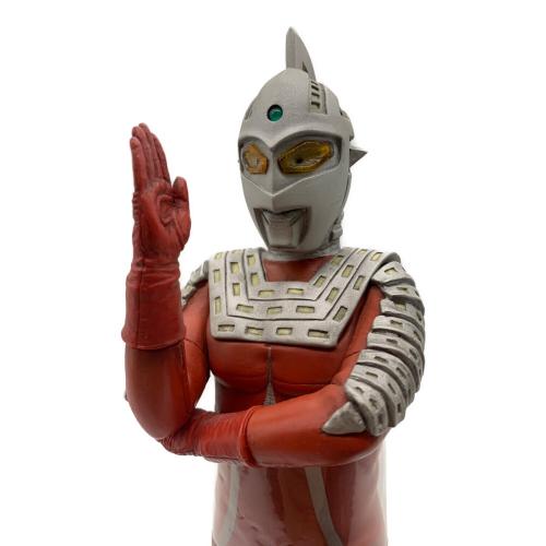 ウルトラマンセブン ソフビ 1/6特撮シリーズ