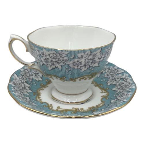 ROYAL ALBERT (ロイヤルアルバート) カップ&ソーサー エンチャントメント