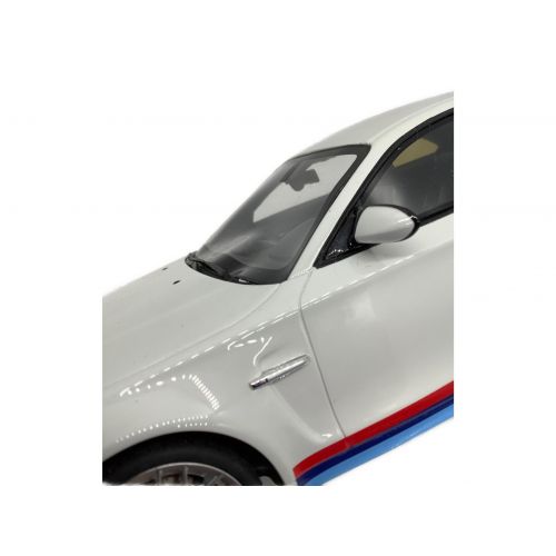 GTSPRIT ミニカー モデルカー 1022/1500台目 1/18スケール BMW 1M E82