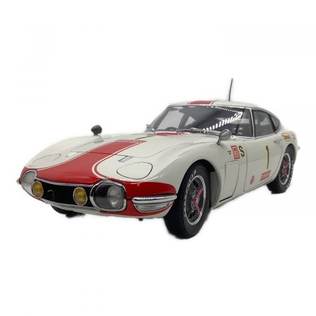 AUTOart (オートアート) ダイキャストカー 1/18 TOYOTA 2000 GT 24 HRS FUJI 1967｜トレファクONLINE