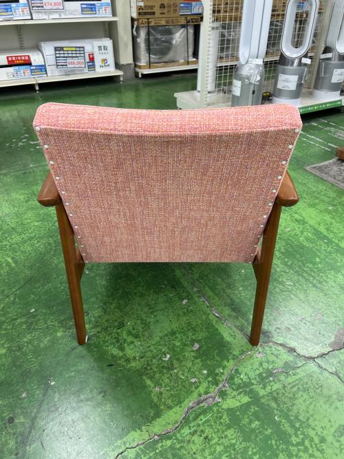 カリモク60 (カリモクロクマル) チェア ピンク W36140W461 Kチェア