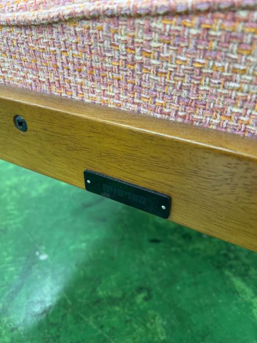 カリモク60 (カリモクロクマル) チェア ピンク W36140W461 Kチェア