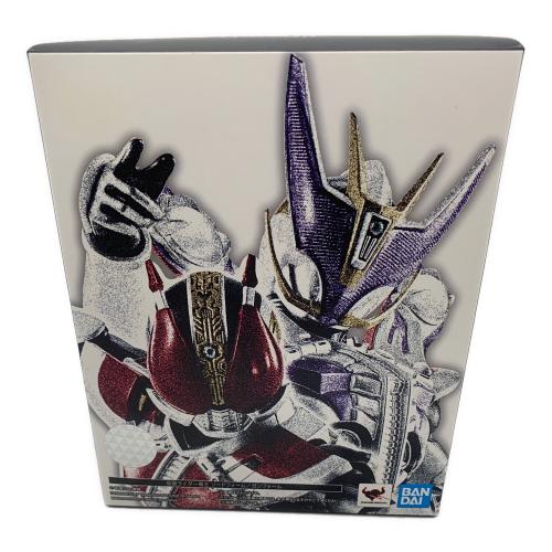 S.H.Figuarts (エスエイチフィギュアーツ) フィギュア 仮面ライダー電王 ソードフォーム/ガンフォーム
