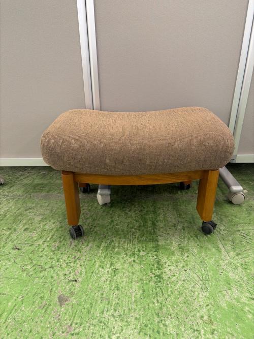 karimoku (カリモク) キャスター付スツール ブラウン