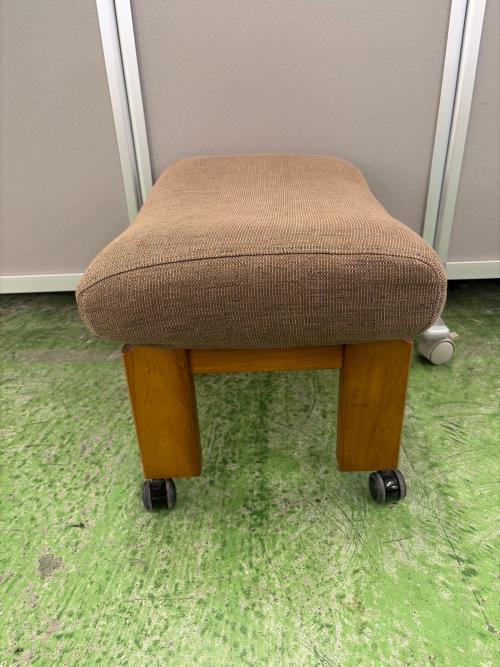 karimoku (カリモク) キャスター付スツール ブラウン