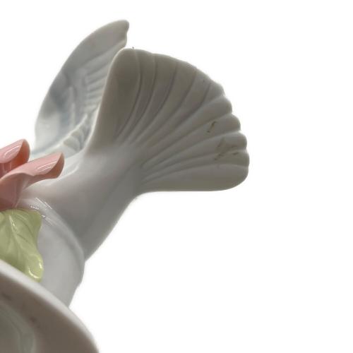 cosmos (コスモス) ハト 薔薇