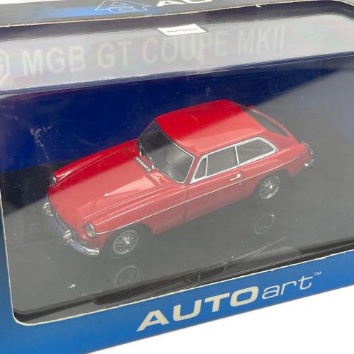 AUTOart (オートアート) MGB GT COUPE クーペ MK2 1969 モデルカー