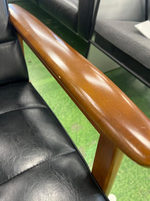 カリモク60 (カリモクロクマル) 2人掛けソファー スタンダードブラック Kチェア