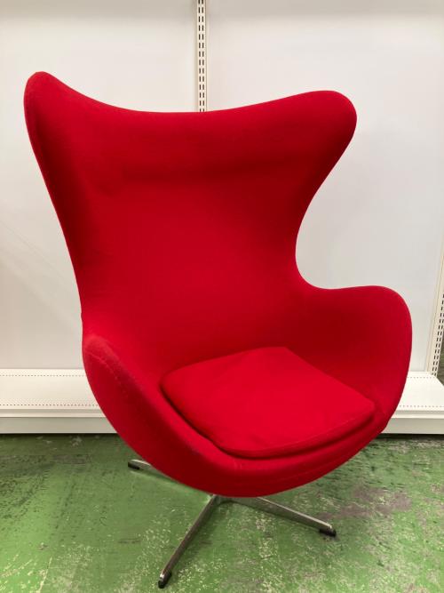 エッグチェア レッド リプロダクト品