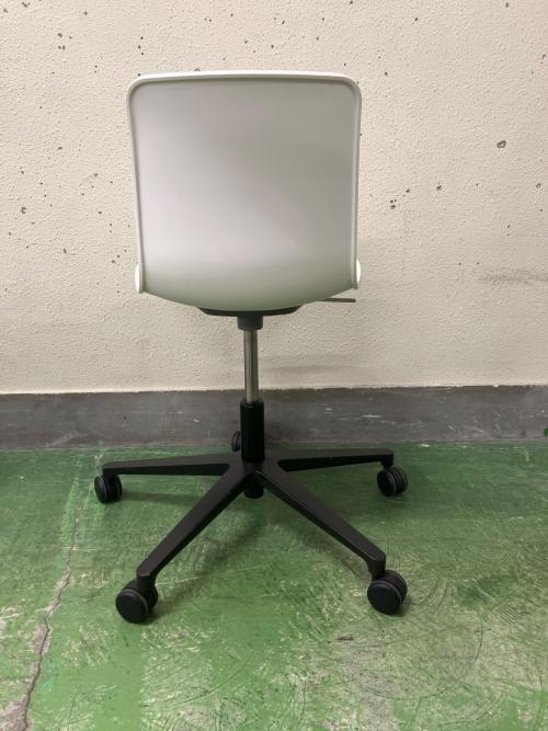 Vitra (ヴィトラ) ワークチェアー ホワイト×ブラック HAL RE Studio