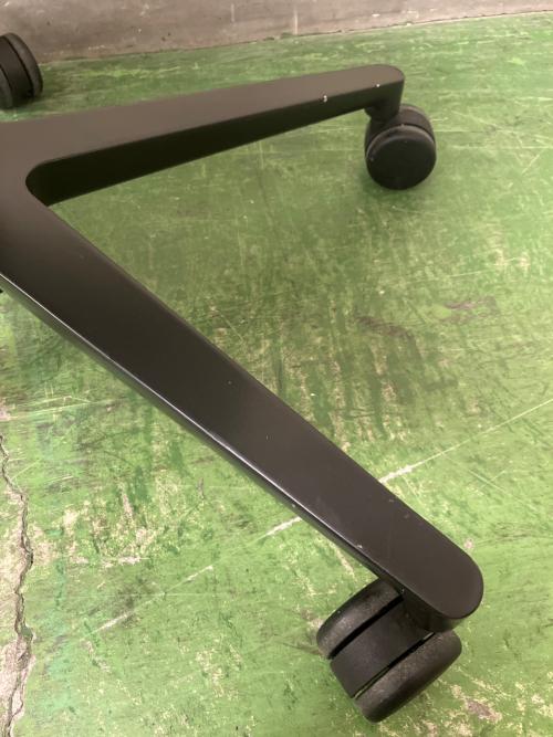 Vitra (ヴィトラ) ワークチェアー ホワイト×ブラック HAL RE Studio