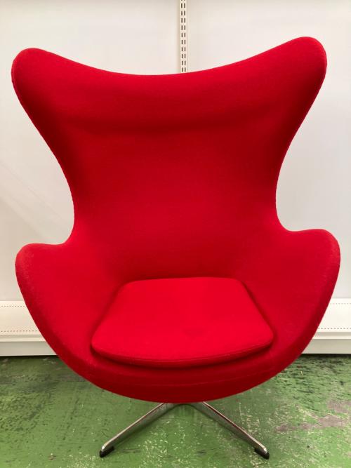 エッグチェア レッド リプロダクト品