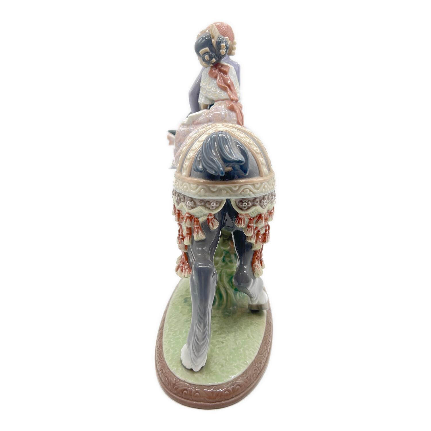 リヤドロ 「少年少女の行進」 LLADRO (リヤドロ) フィギュリン 少年少女の行進 1489