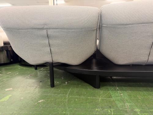 CASSINA (カッシーナ) 3人掛けソファー 幅:約260㎝ ライトグレー Veranda（廃盤品）