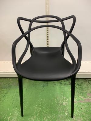 Kartell (カルテル) MASTERSダイニングチェアー ブラック