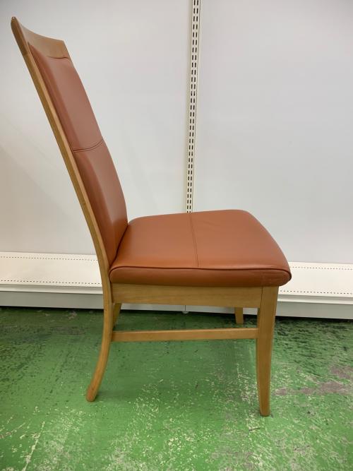 karimoku (カリモク)DIRETTORE ダイニングチェアー オレンジ×ナチュラル