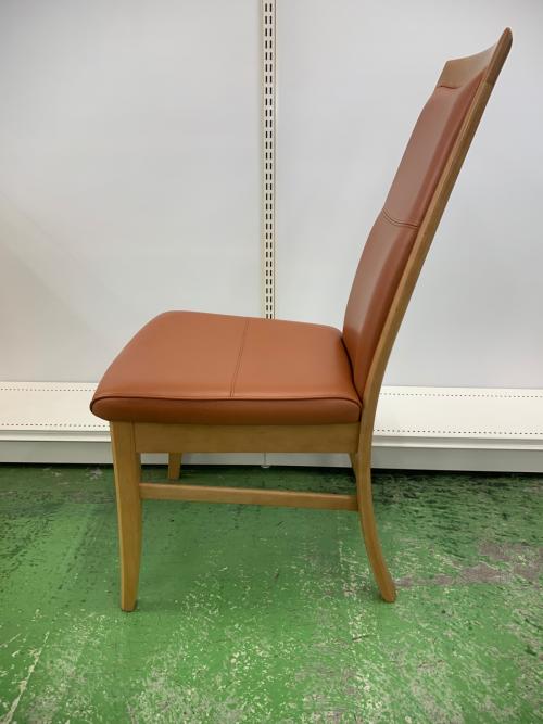 karimoku (カリモク)DIRETTORE ダイニングチェアー オレンジ×ナチュラル