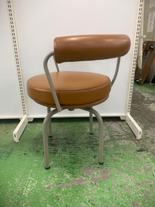 CASSINA (カッシーナ) ダイニングチェアー ブラウン LC7