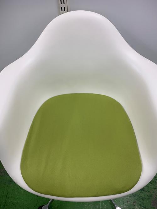 Vitra(ヴィトラ） アームチェアー ホワイト×グリーン 1人掛け Eames Plastic Armchair Charles＆Ray Eames