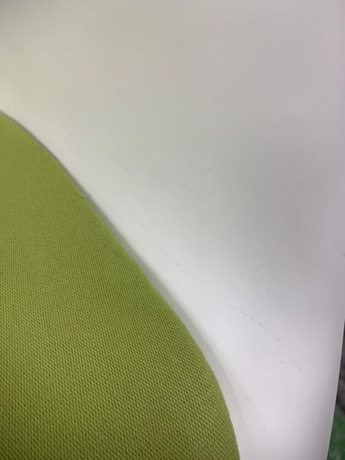 Vitra(ヴィトラ） アームチェアー ホワイト×グリーン 1人掛け Eames Plastic Armchair Charles＆Ray Eames