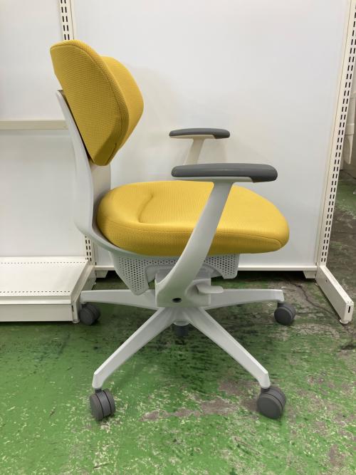 KOKUYO (コクヨ) オフィスチェア JOIFA606 イエロー ing