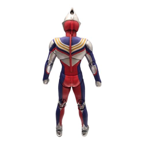 BANDAI (バンダイ) ウルトラマンティガ マルチタイプ フィギュア S.H.Figuarts