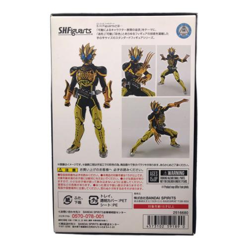 BANDAI (バンダイ) 仮面ライダーオーズ ラトラーター コンボ フィギュア S.H.Figuarts