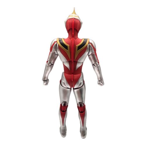BANDAI (バンダイ) ウルトラマンガイア(V2) フィギュア S.H.Figuarts