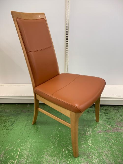 karimoku (カリモク)DIRETTORE ダイニングチェアー オレンジ×ナチュラル