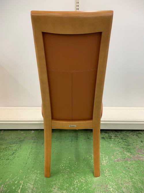 karimoku (カリモク)DIRETTORE ダイニングチェアー オレンジ×ナチュラル